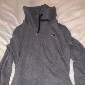 Tommy Hilfiger sweatshirt in gray